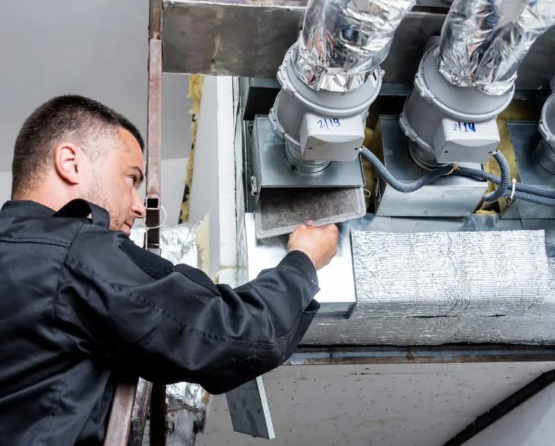 Commercial HVAC and air duct cleaning for businesses in Sugar Land and Fort Bend County, Texas